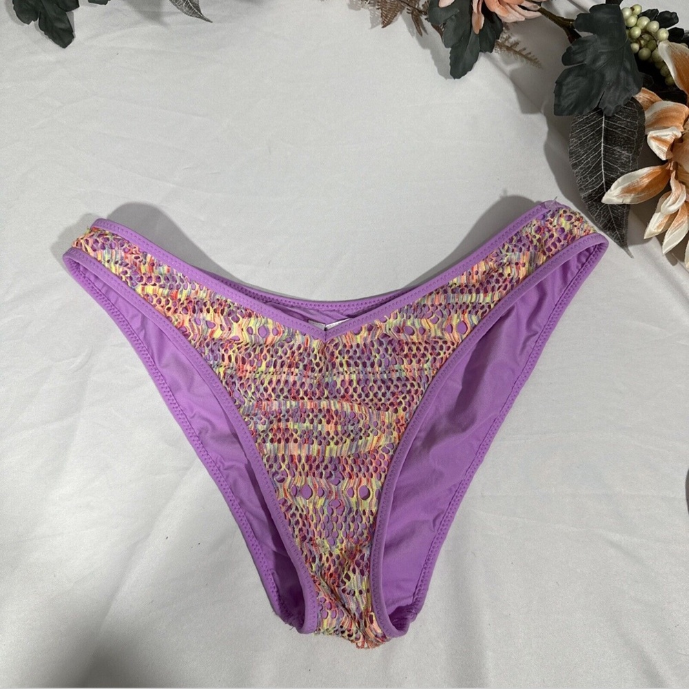 NEW $58 Becca‎ [ Large ] Coastal Brazilian Bikini Bottom in Orchid - Picture 3 of 12